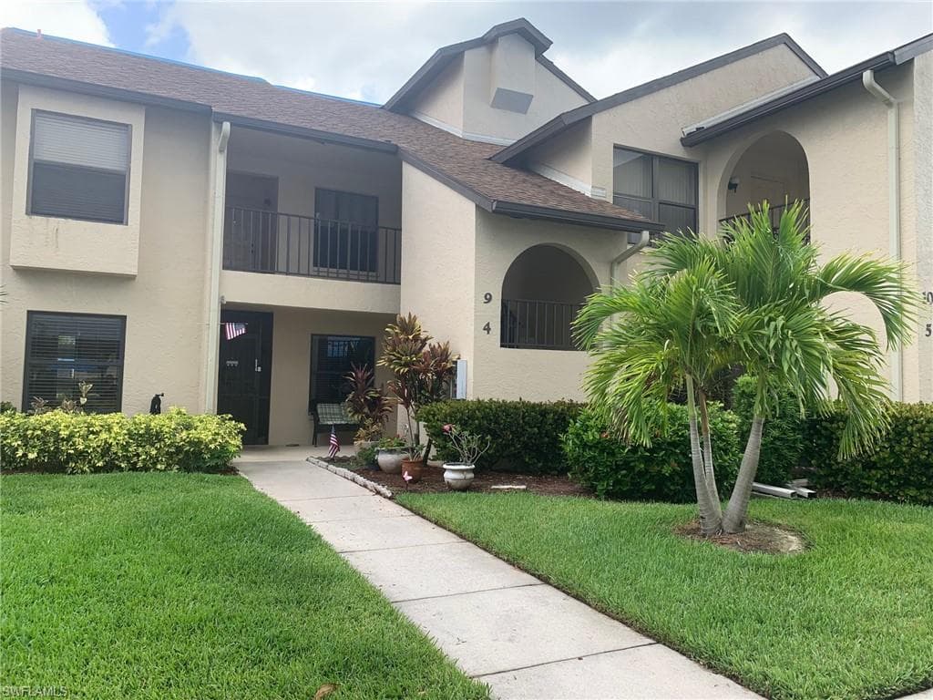 8534 Charter Club CIR 9 FORT MYERS, FL 33919