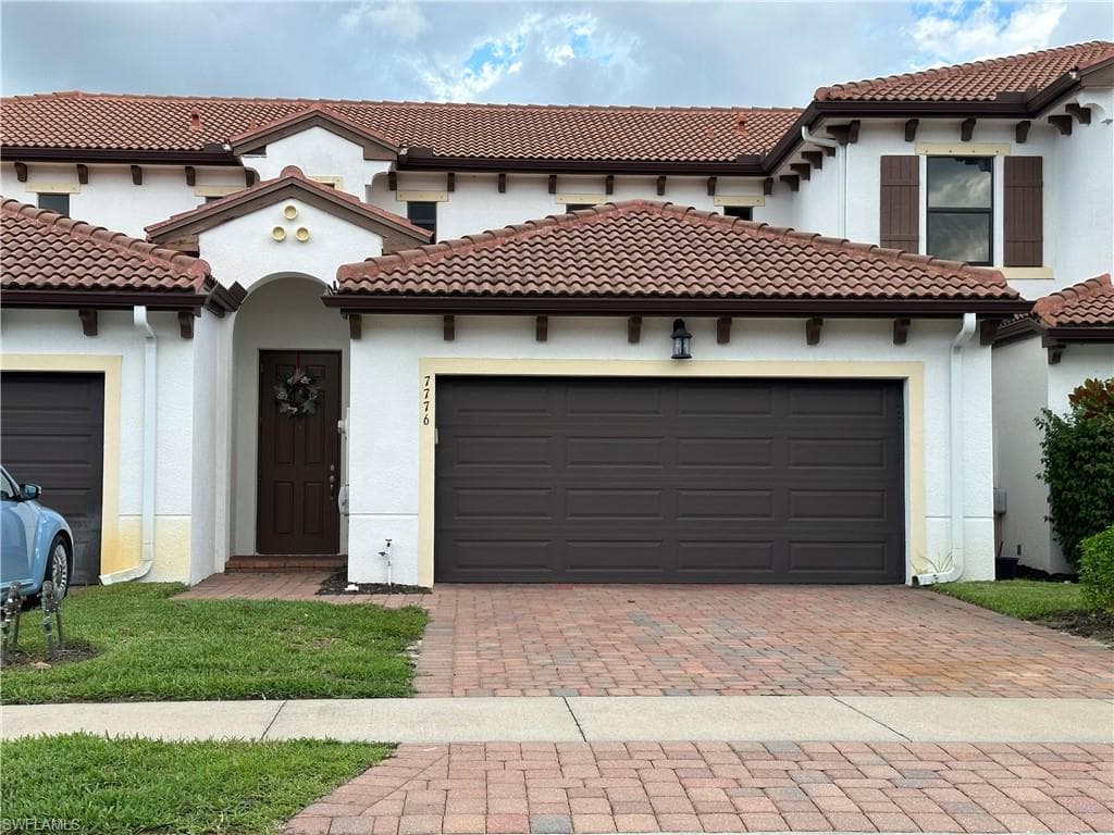7776 Bristol CIR NAPLES, FL 34120
