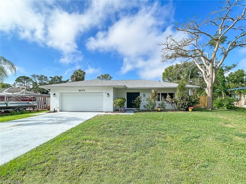 8071 Cleaves RD NORTH FORT MYERS, FL 33903