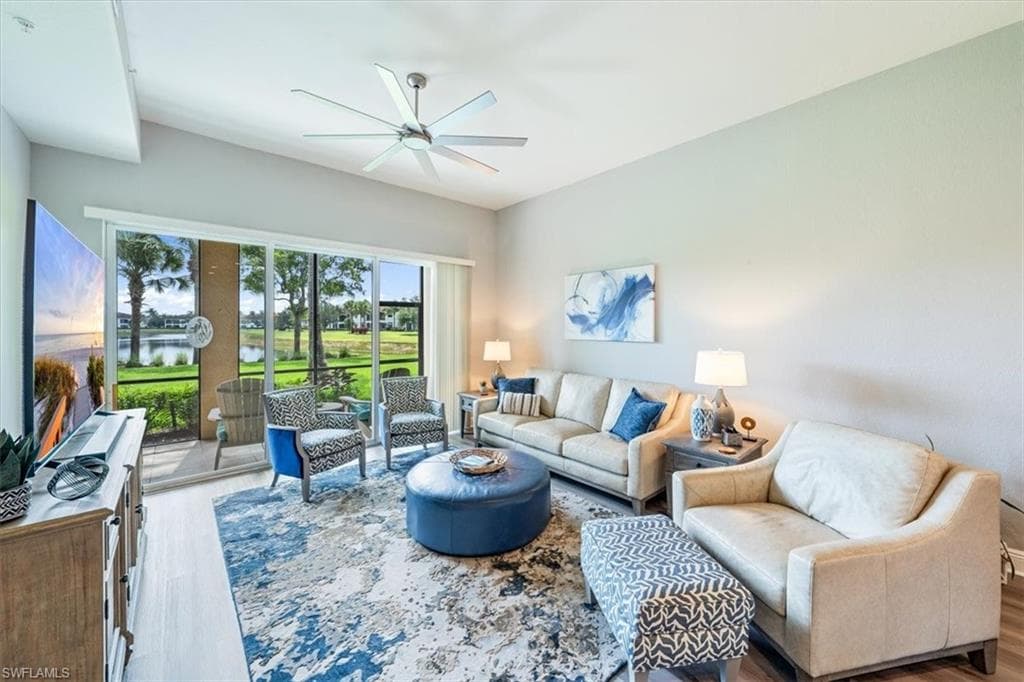 3141 Aviamar CIR 102 NAPLES, FL 34114