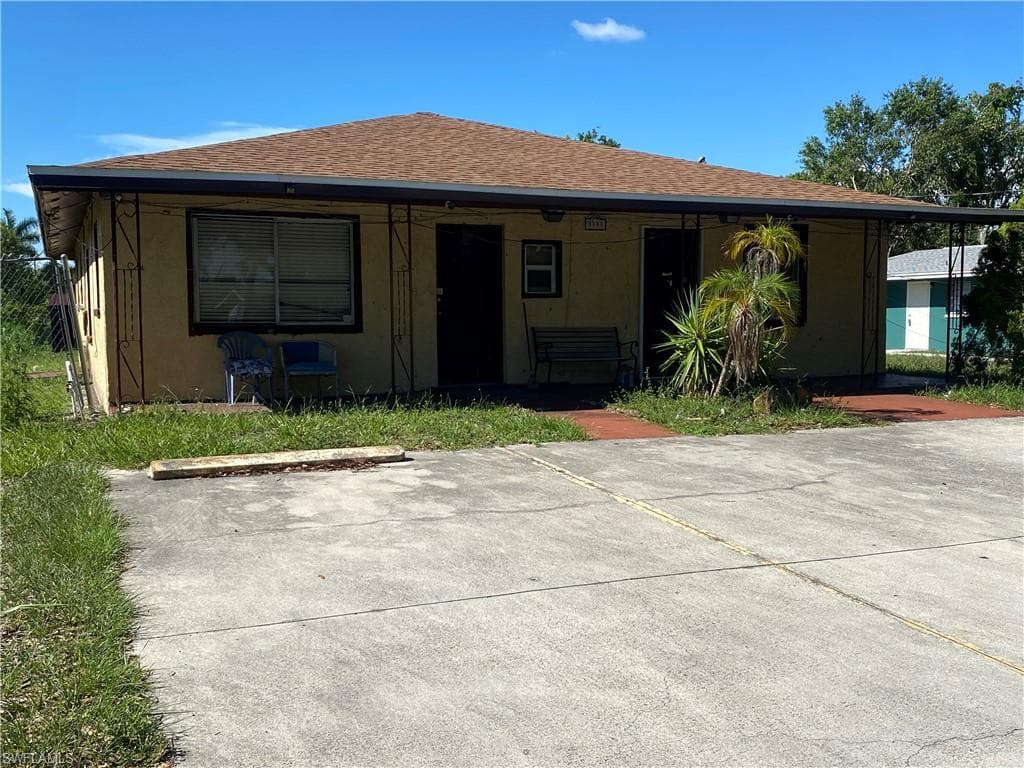 3141 Economy ST FORT MYERS, FL 33916