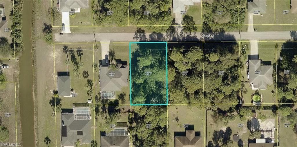 3015 18th ST W LEHIGH ACRES, FL 33971