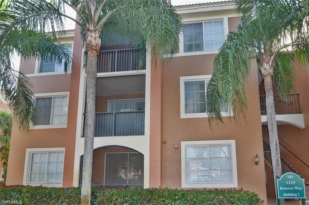 1215 Reserve WAY 7-101