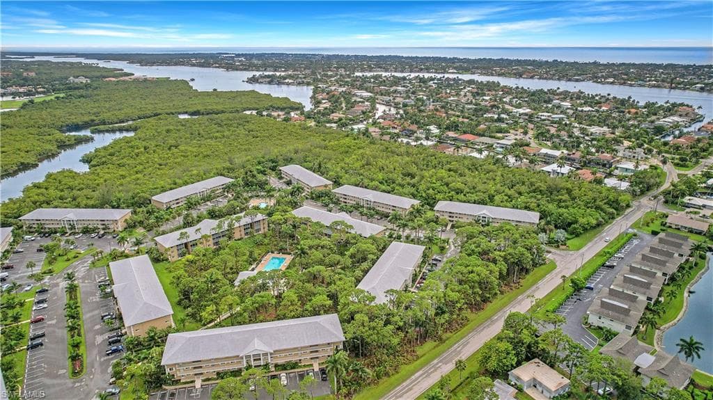 3072 Sandpiper Bay CIR M305 NAPLES, FL 34112