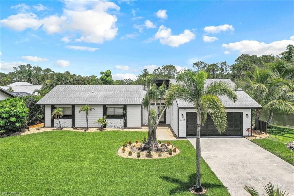 2266 Kings Lake BLVD NAPLES, FL 34112