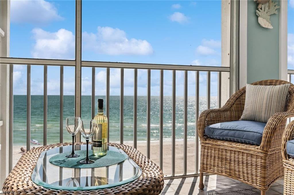 26000 Hickory BLVD 303 BONITA SPRINGS, FL 34134