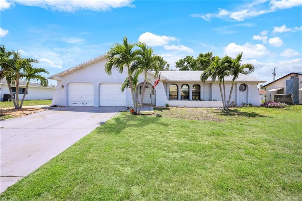 4530 Vincennes BLVD CAPE CORAL, FL 33904
