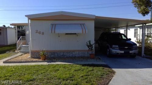 268 Poinsettia DR FORT MYERS, FL 33905