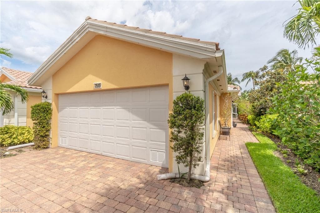 7515 Firenze LN NAPLES, FL 34114