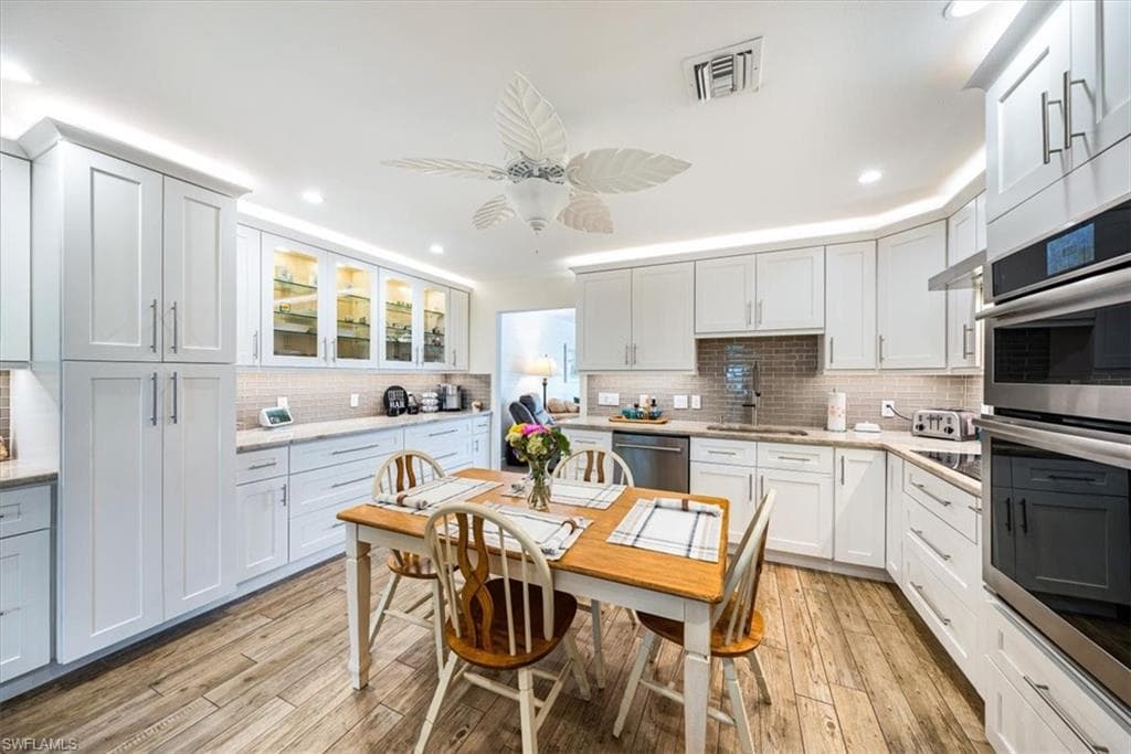 109 Clyburn ST D-3 MARCO ISLAND, FL 34145