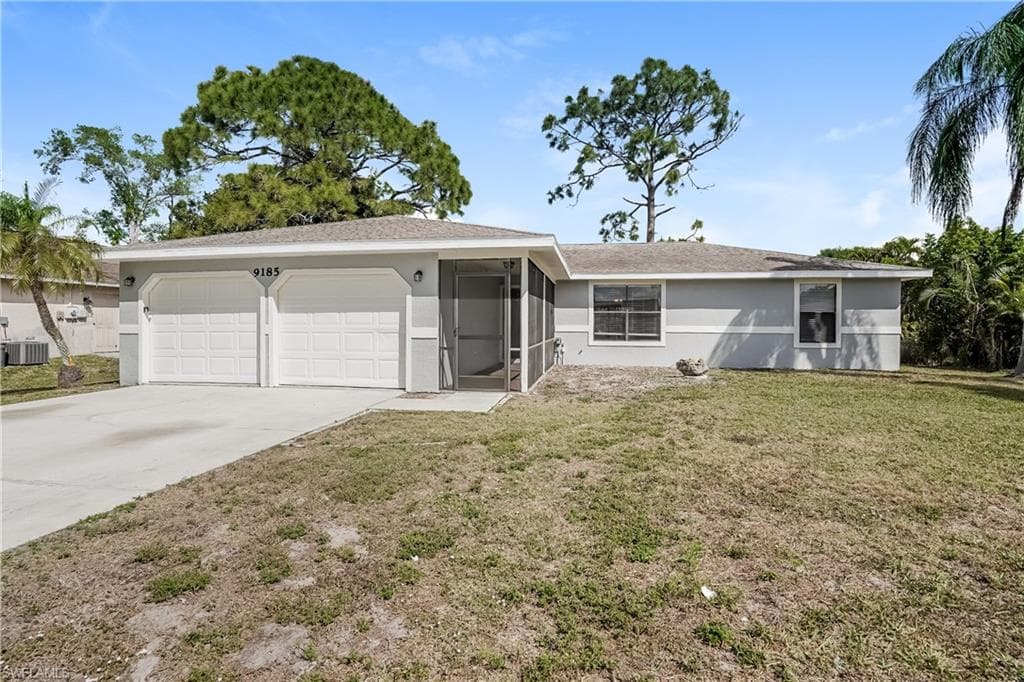 9185 Pomelo RD E FORT MYERS, FL 33967