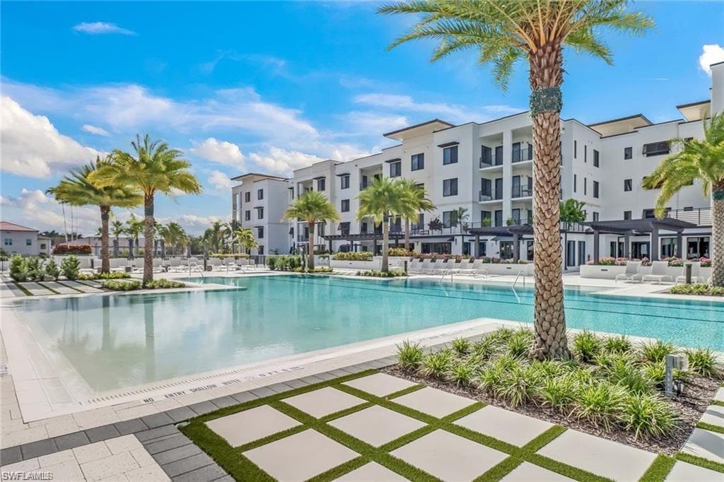 1111 Central AVE 205 NAPLES, FL 34102