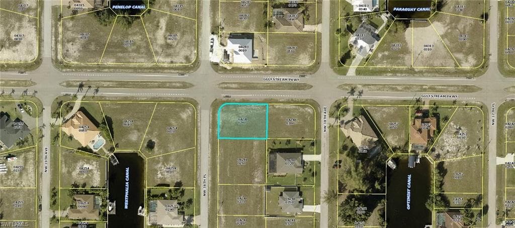 1527 NW 38th PL CAPE CORAL, FL 33993