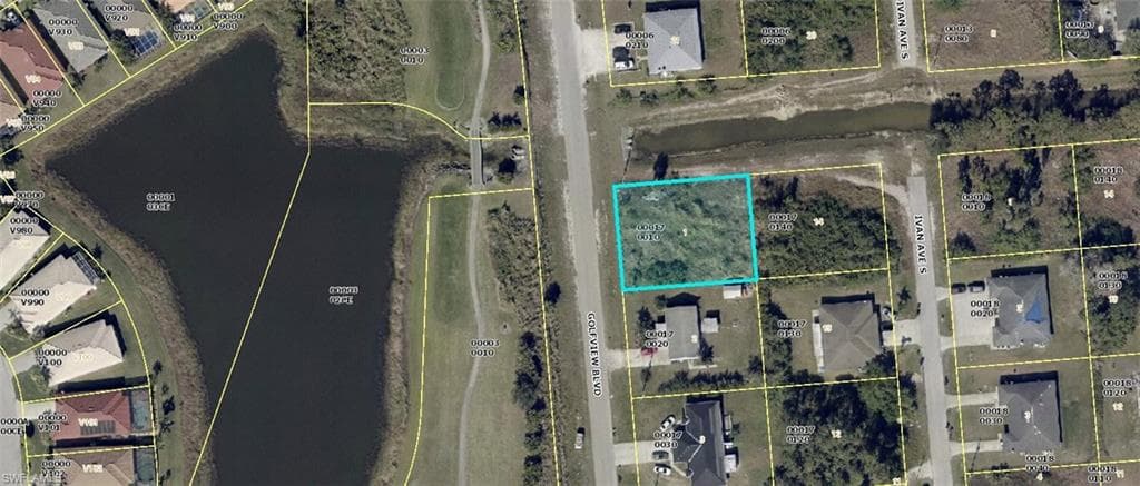 4624-4626 Golfview BLVD LEHIGH ACRES, FL 33973