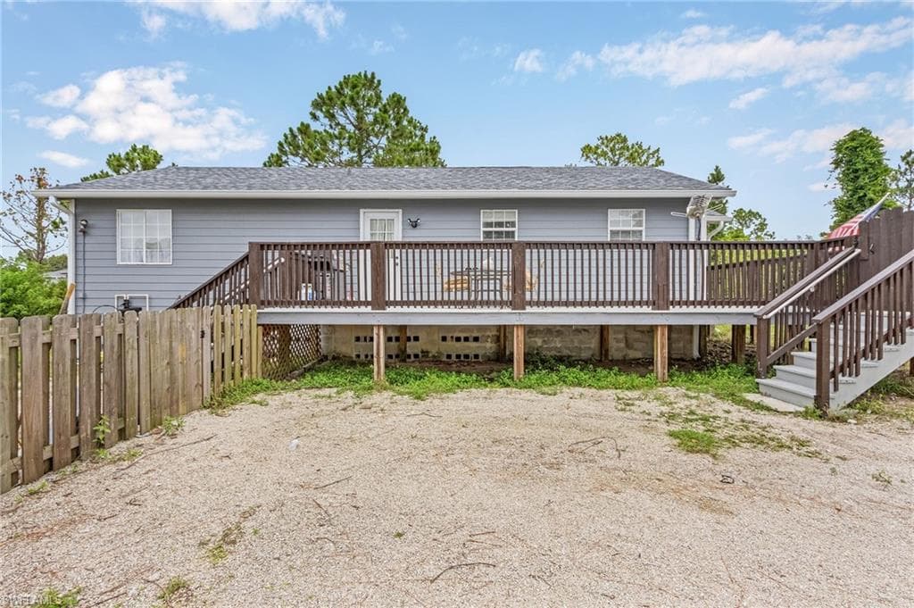 3213 31st ST W LEHIGH ACRES, FL 33971