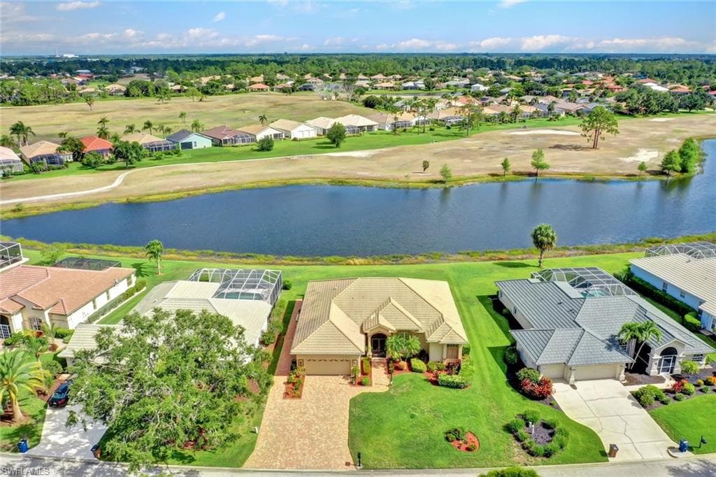 2242 Oxford Ridge CIR LEHIGH ACRES, FL 33973
