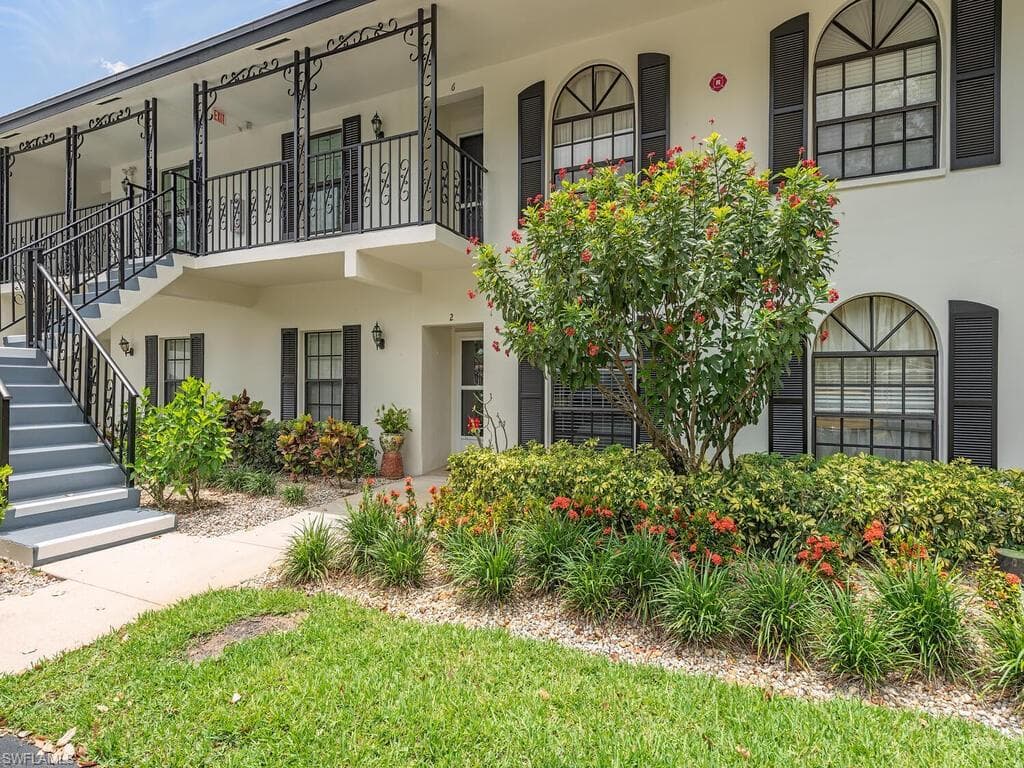 809 AUGUSTA BLVD 809-2 NAPLES, FL 34113