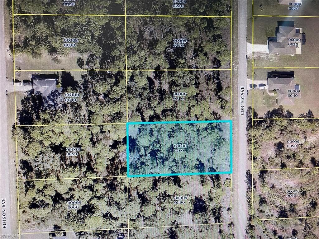 815 Cortez AVE LEHIGH ACRES, FL 33972