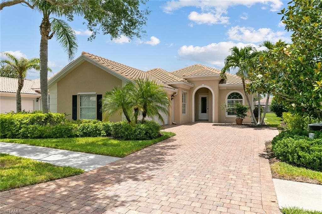 7691 Hernando CT NAPLES, FL 34114