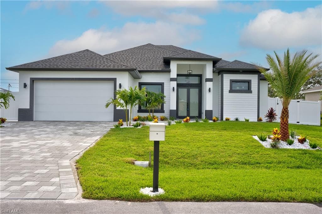 751 NE 7th AVE CAPE CORAL, FL 33909