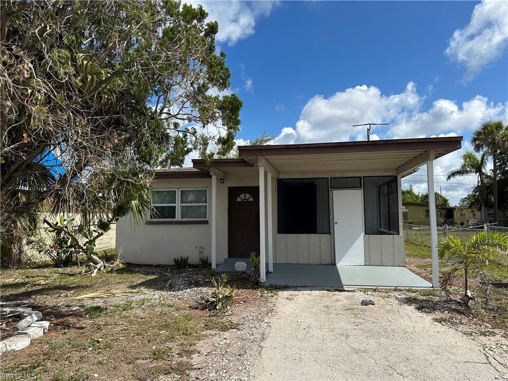 3123 Edison AVE FORT MYERS, FL 33916