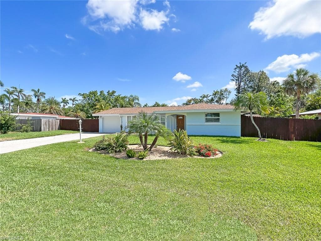 875 Dean WAY FORT MYERS, FL 33919