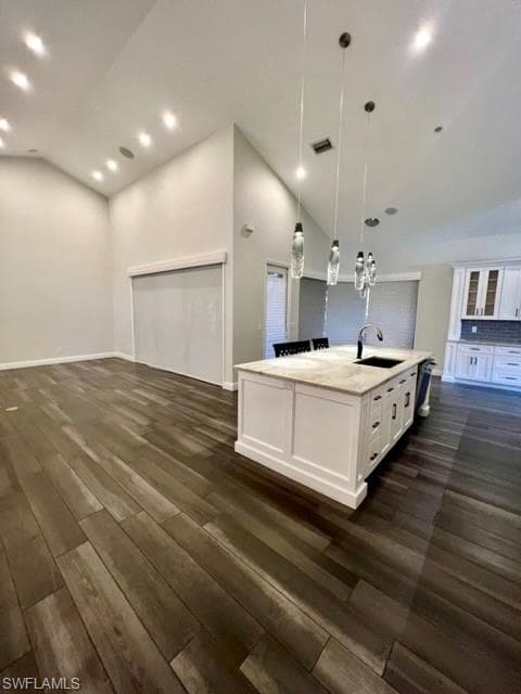 1915 Manchester CIR NAPLES, FL 34109