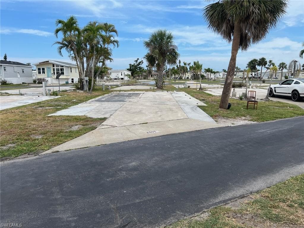 19681 #559 Summerlin RD FORT MYERS, FL 33908