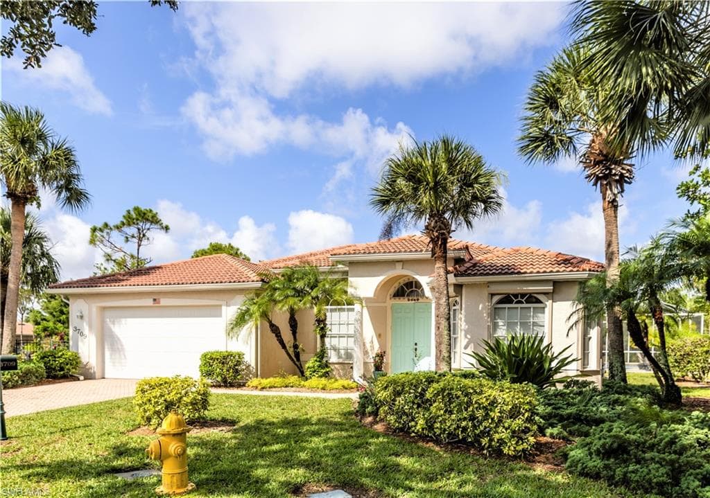 3709 Muir Woods WAY NAPLES, FL 34116
