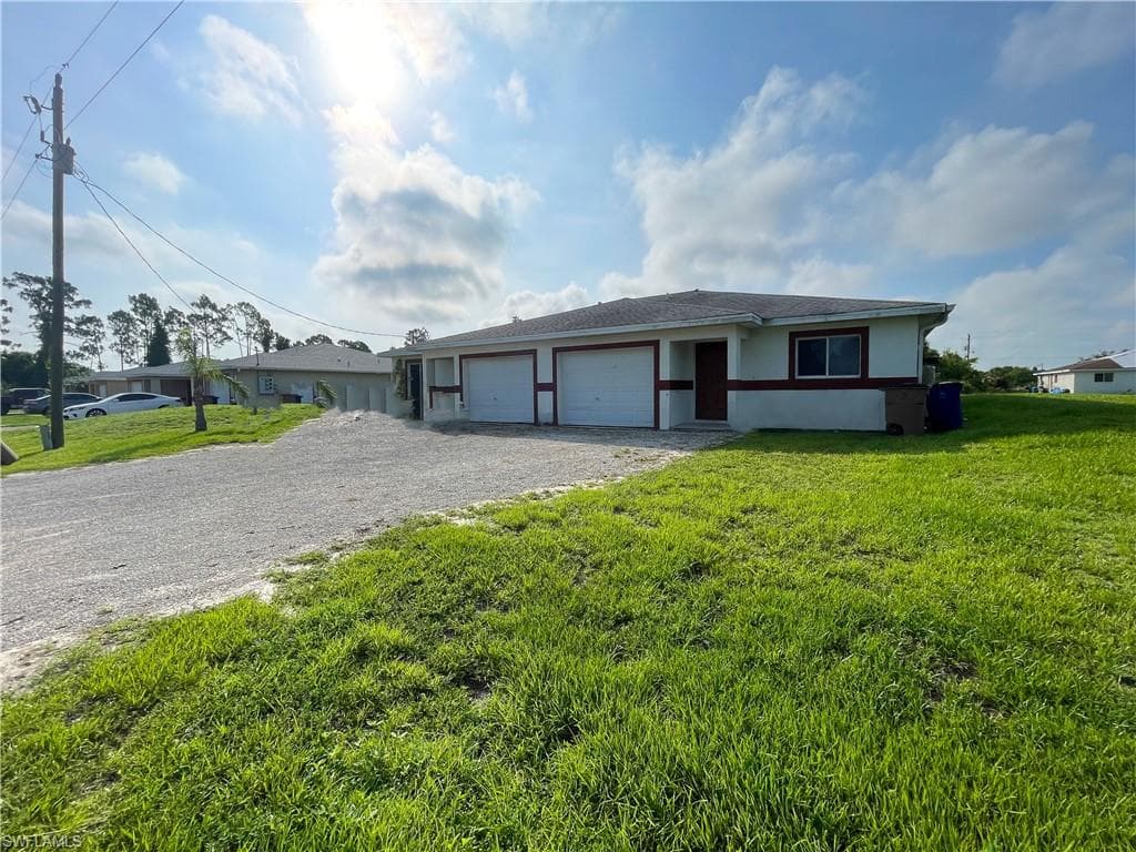 2123 Fairway DR LEHIGH ACRES, FL 33973