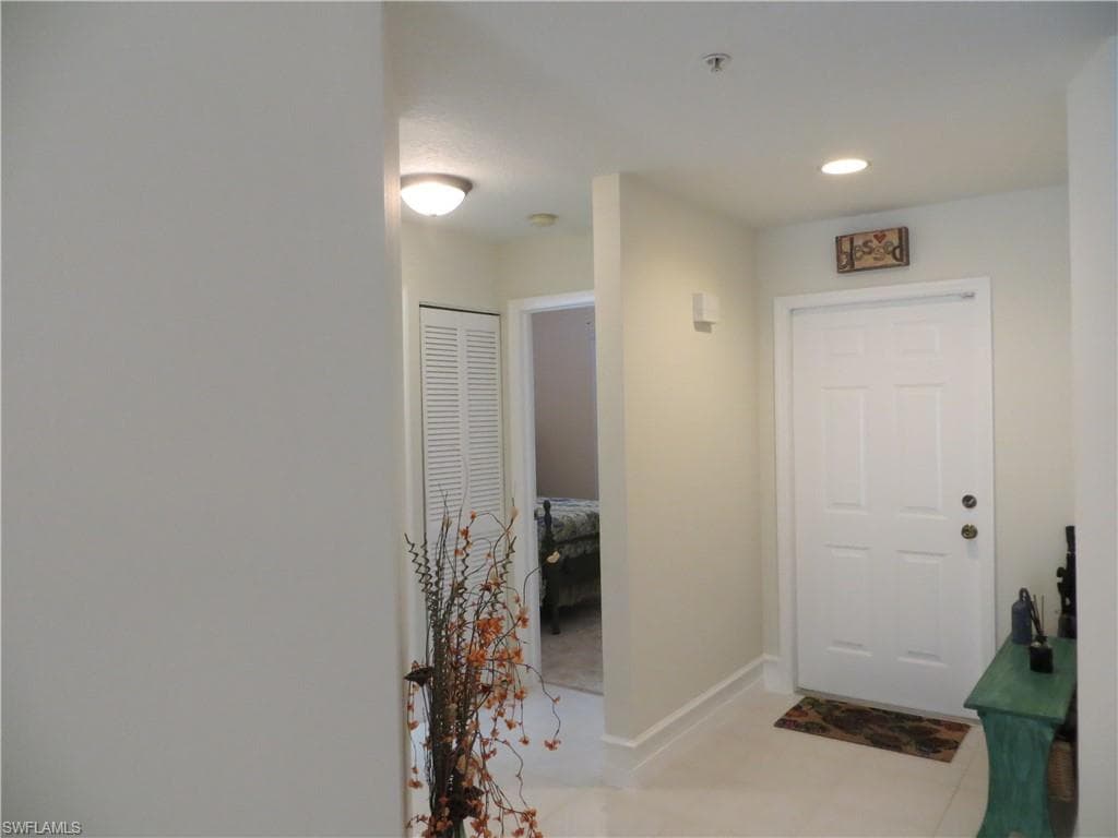 6635 Huntington Lakes CIR 102 NAPLES, FL 34119