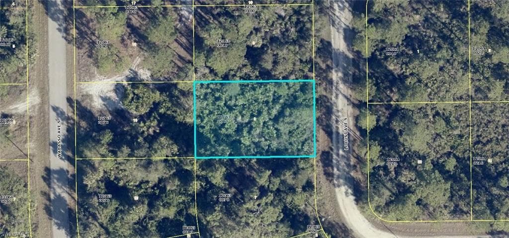 634 Locust AVE S LEHIGH ACRES, FL 33974
