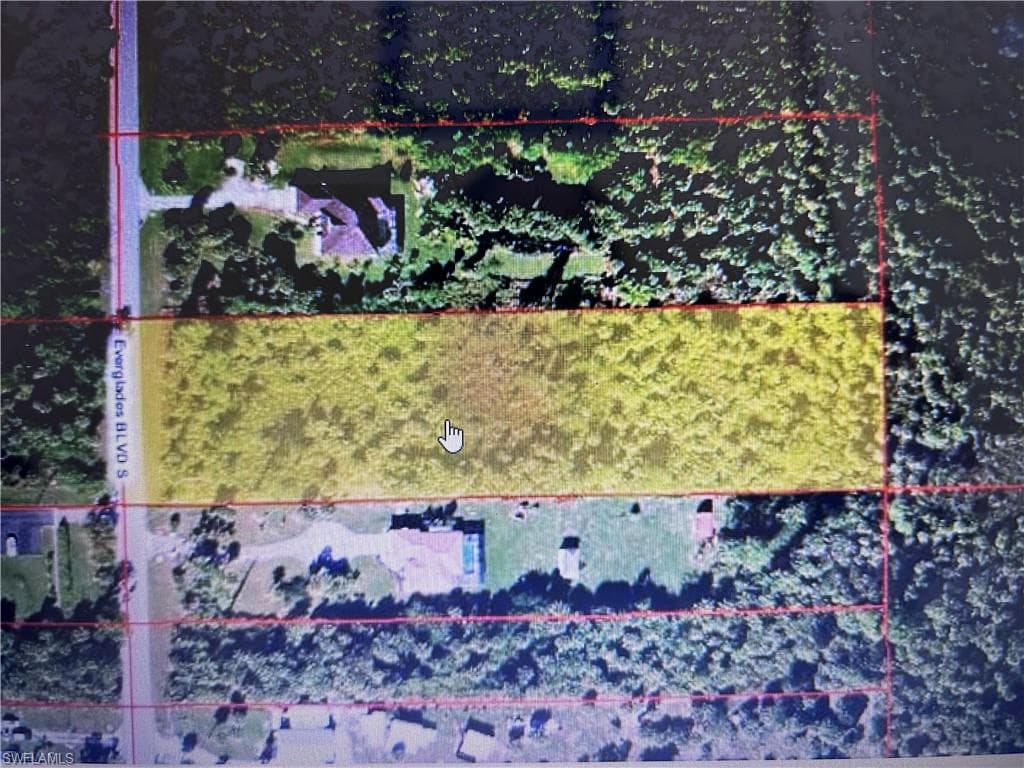 3284 Everglades BLVD S NAPLES, FL 34117