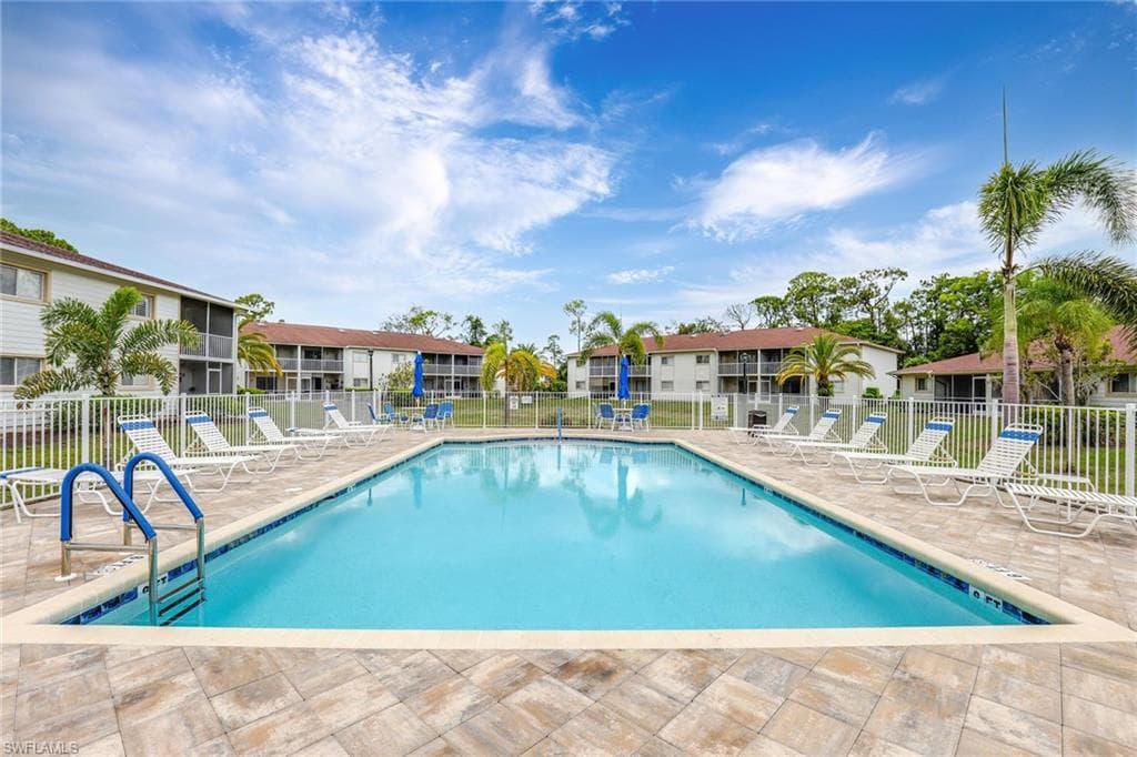 2385 Naples Trace CIR 1-106 NAPLES, FL 34109