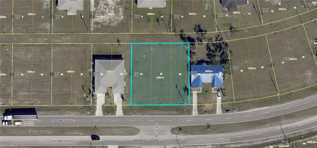 601 Diplomat PKWY E CAPE CORAL, FL 33909