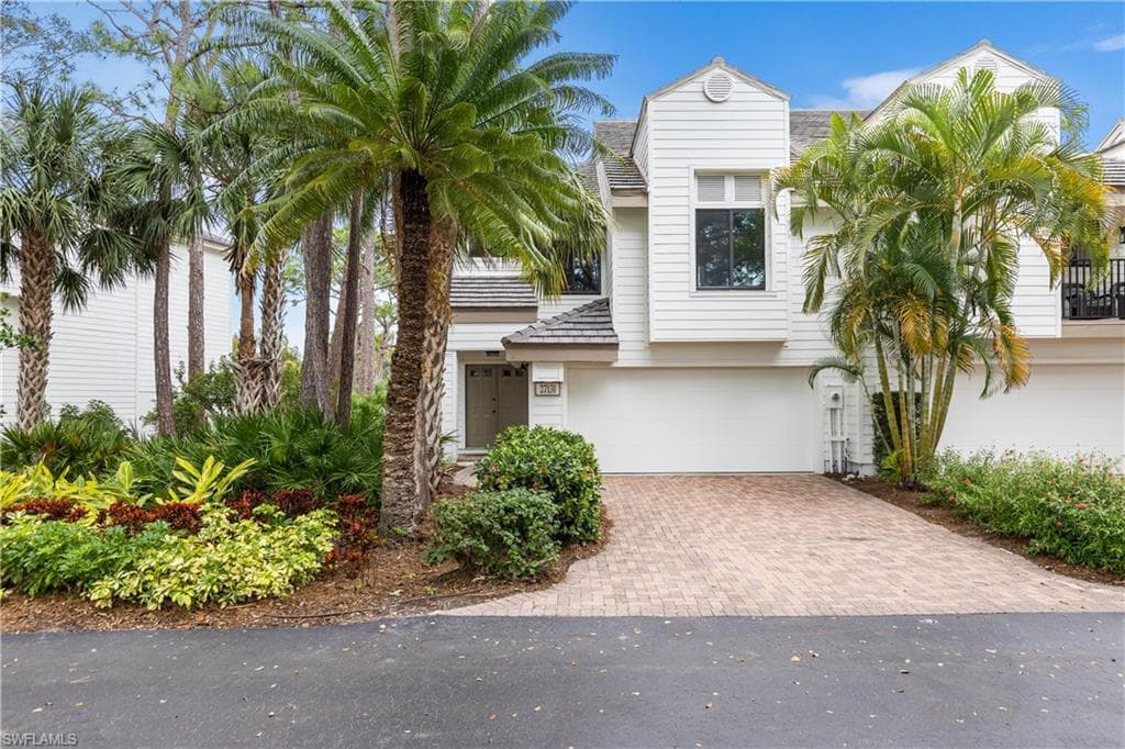 27131 Oakwood Lake DR BONITA SPRINGS, FL 34134
