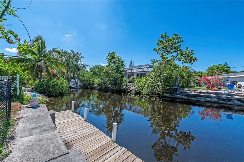 9804 Montana CT BONITA SPRINGS, FL 34135
