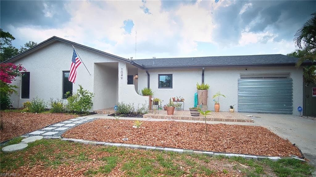 1049 Winsome RD NORTH FORT MYERS, FL 33903
