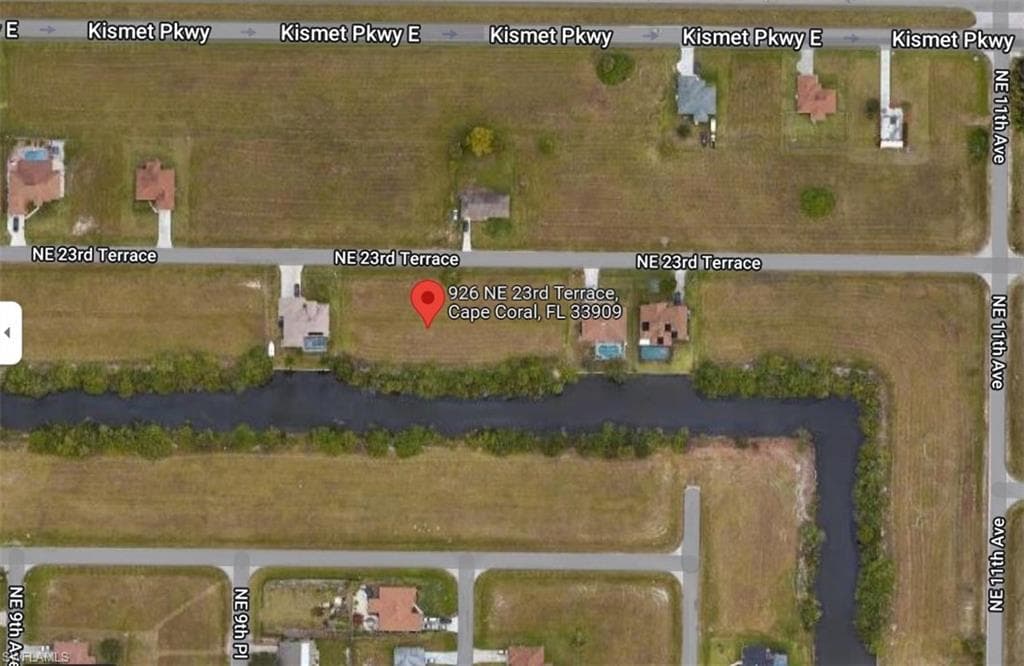 926 NE 23rd TER CAPE CORAL, FL 33909