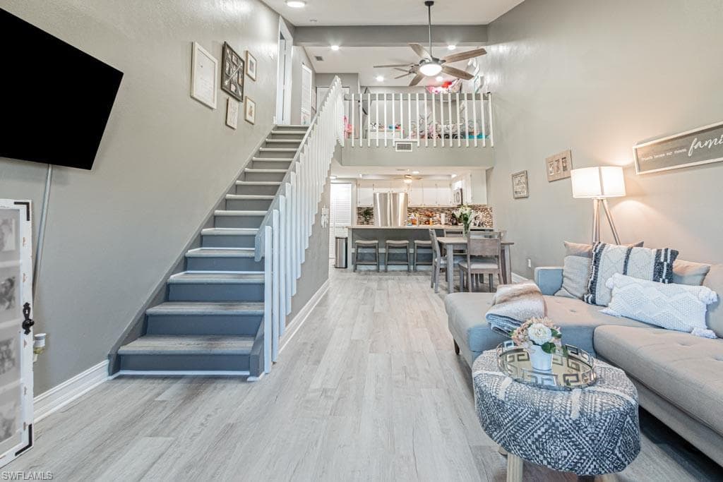 12962 Meadowood CT FORT MYERS, FL 33919