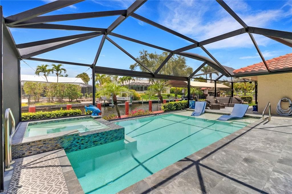 27084 Harbor DR BONITA SPRINGS, FL 34135