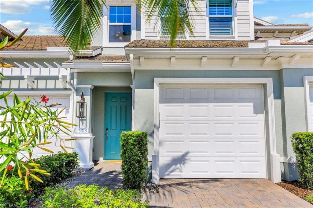 2303 Sawyers Hill RD 908 NAPLES, FL 34120