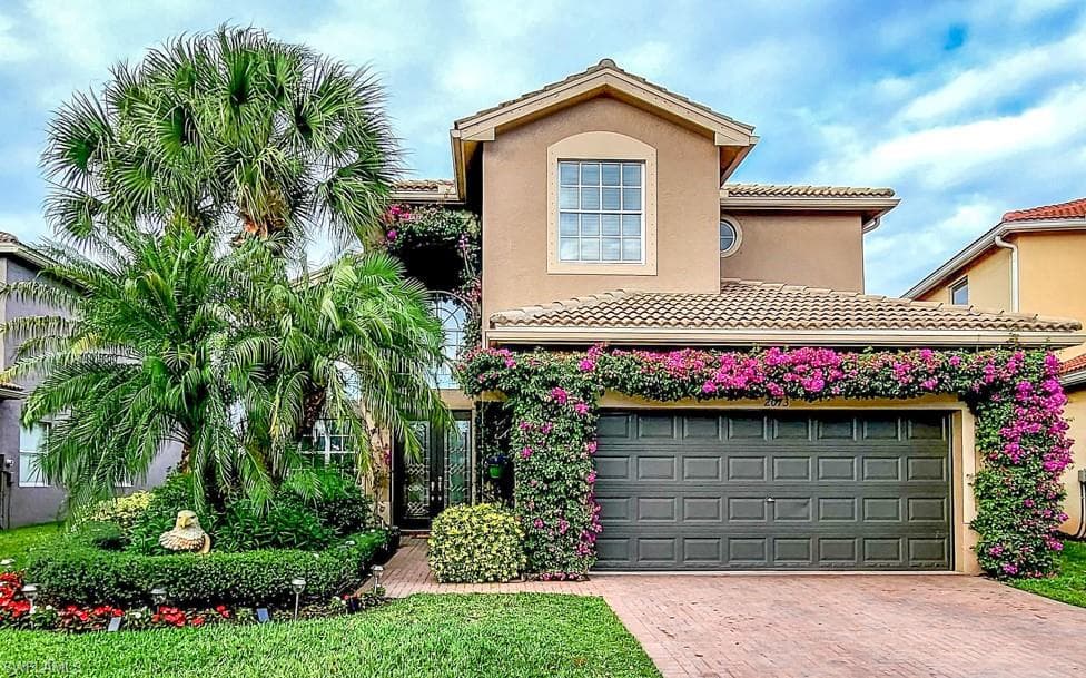 2073 Isla De Palma CIR NAPLES, FL 34119