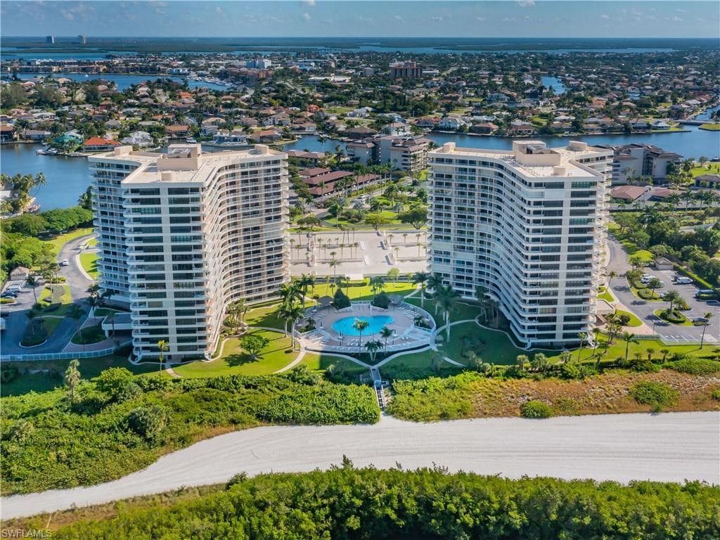 320 Seaview CT 2-608 MARCO ISLAND, FL 34145