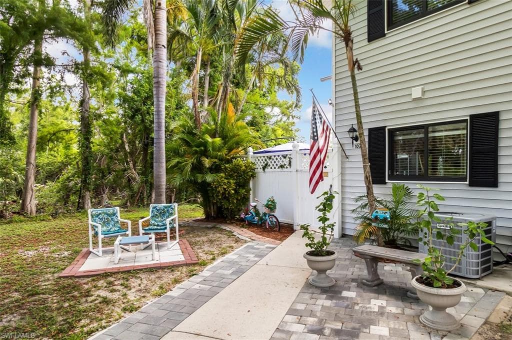 7738 Tamara Lee CT 102 FORT MYERS, FL 33907