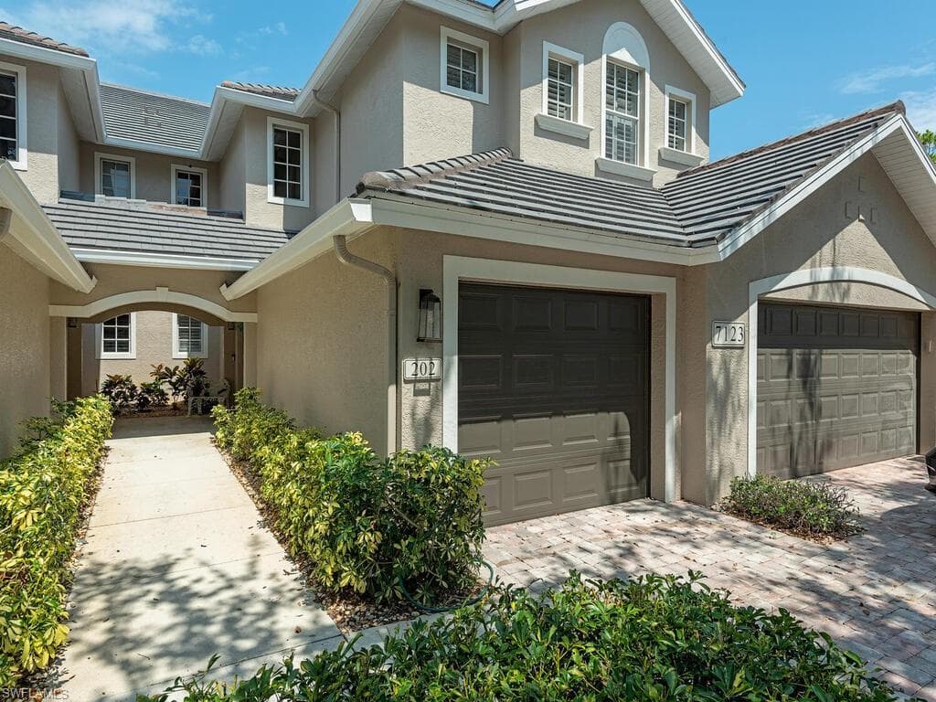 7123 Blue Juniper CT 202 NAPLES, FL 34109