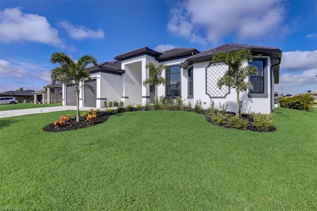 4902 SW 25th CT CAPE CORAL, FL 33914