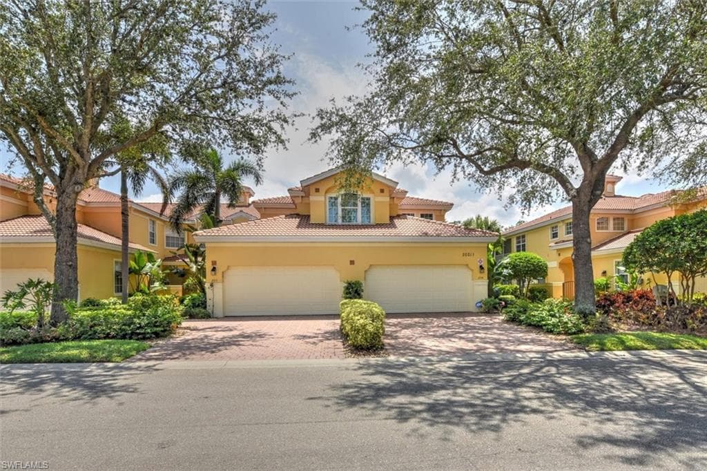 20211 Burnside PL 203 ESTERO, FL 33928