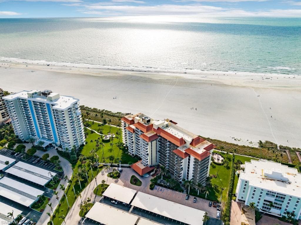 180 Seaview CT 303 MARCO ISLAND, FL 34145