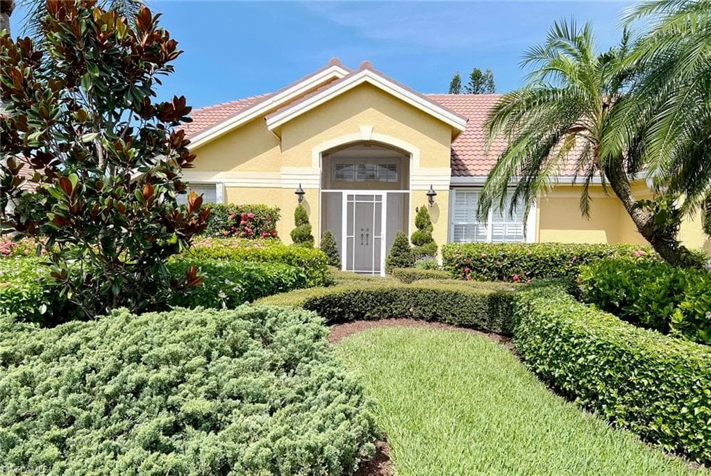 28841 Regis CT BONITA SPRINGS, FL 34134